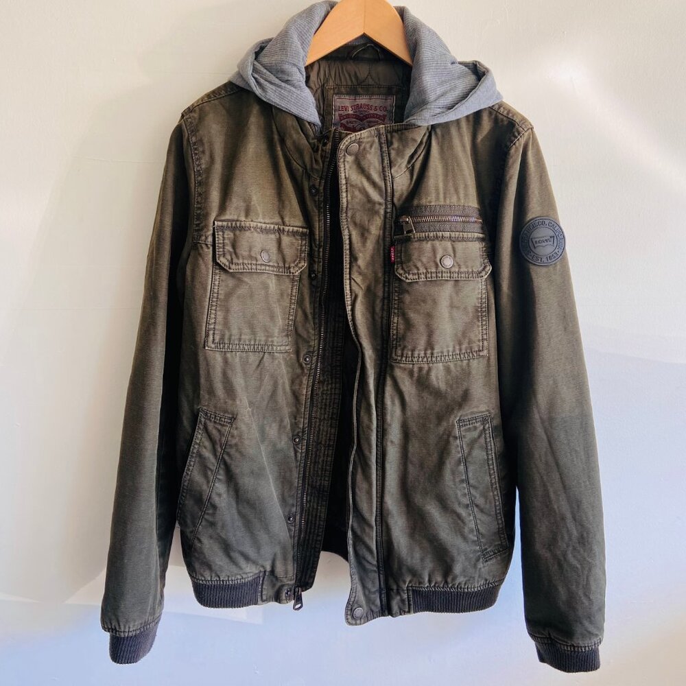 Levi's Men's Quilt Lined Detachable Hood Trucker Jacket
